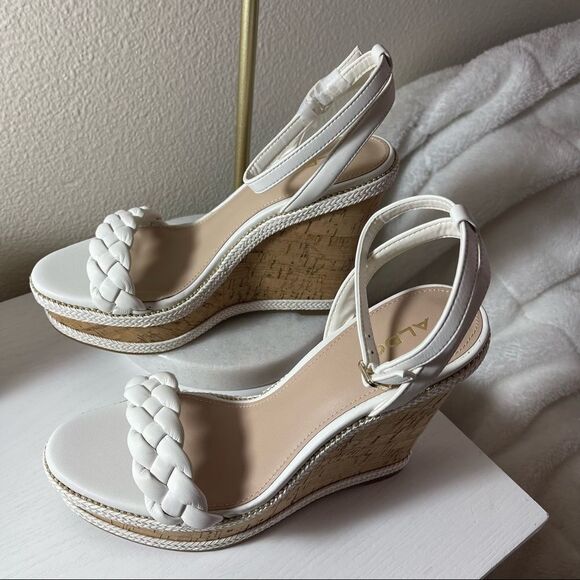 ALDO Wedge Sandals in White NEVER WORN-Size 8 - Picture 3 of 13